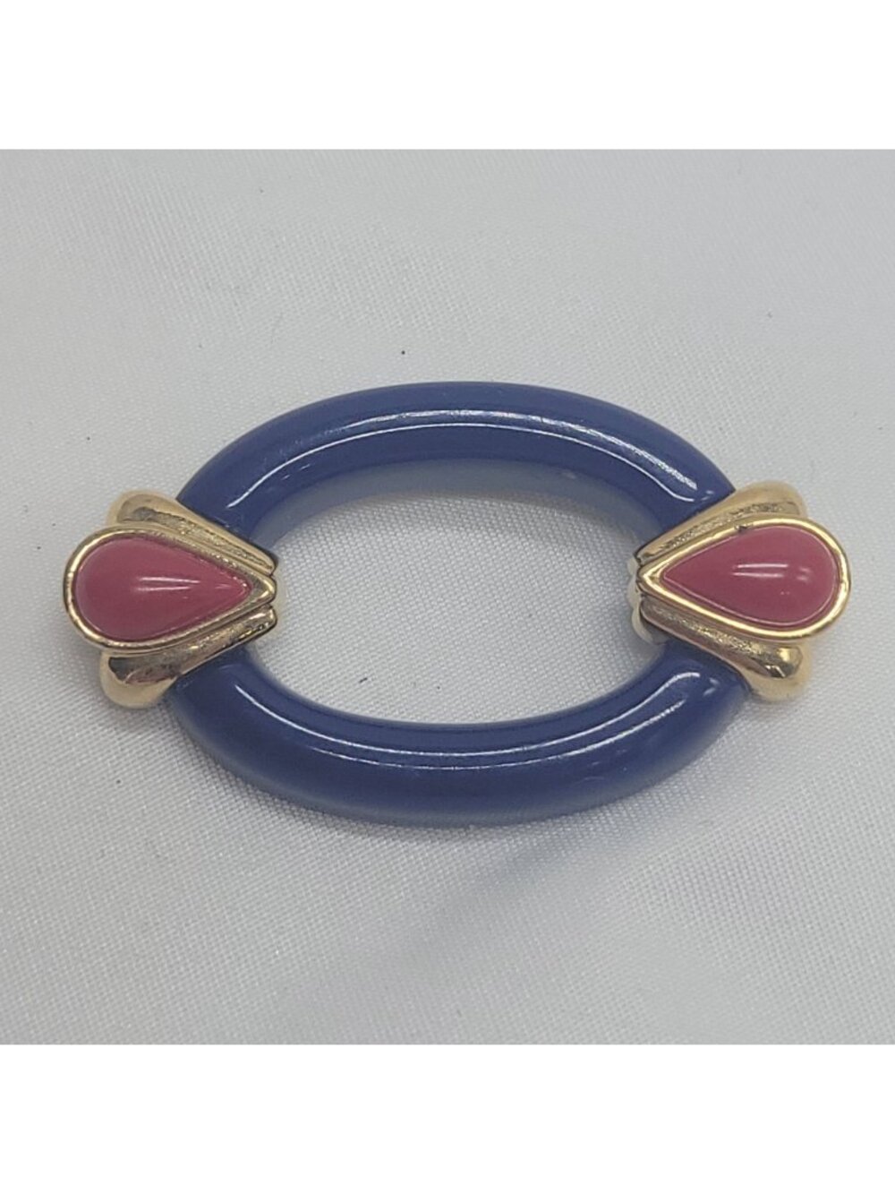 Vintage Gold & Blue Oval Brooch With Red Tear-Drop Accents Retro Pin Style 2"×1"